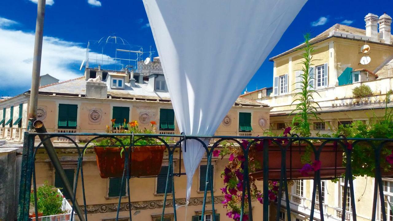 I Tetti Di Genova Grande Appartamento Génova Exterior foto