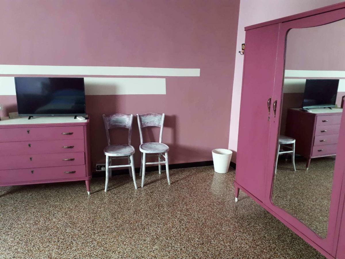 I Tetti Di Genova Grande Appartamento Génova Exterior foto