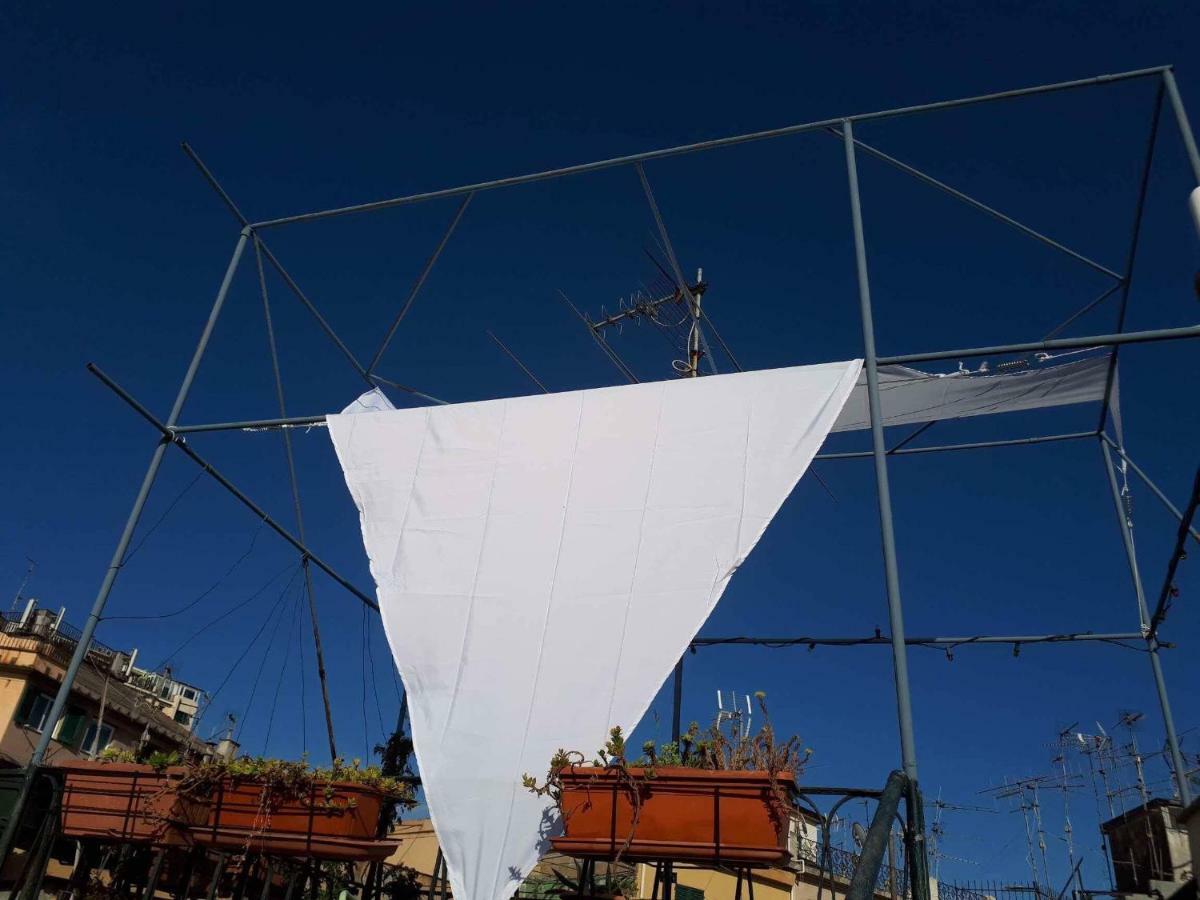 I Tetti Di Genova Grande Appartamento Génova Exterior foto