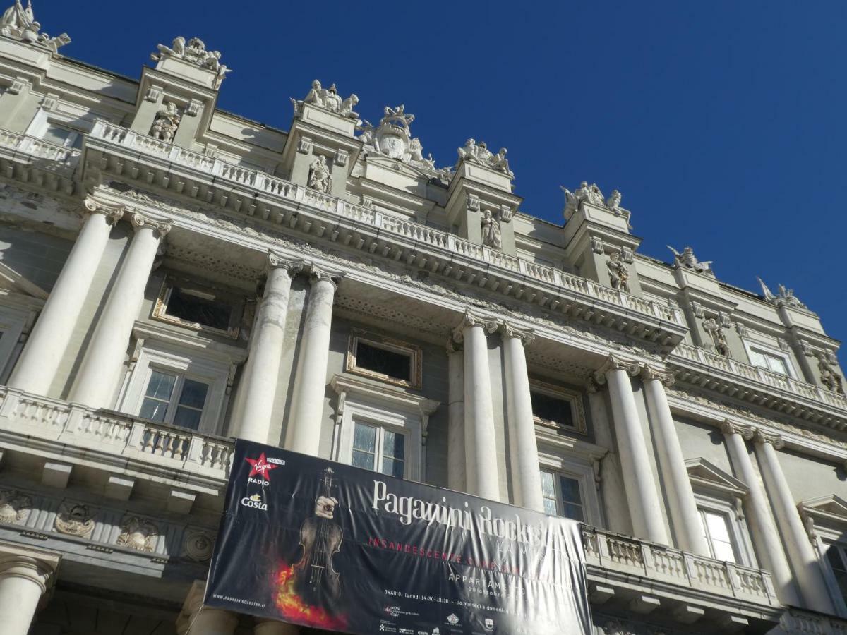 I Tetti Di Genova Grande Appartamento Génova Exterior foto