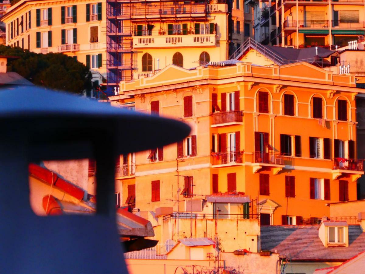 I Tetti Di Genova Grande Appartamento Génova Exterior foto